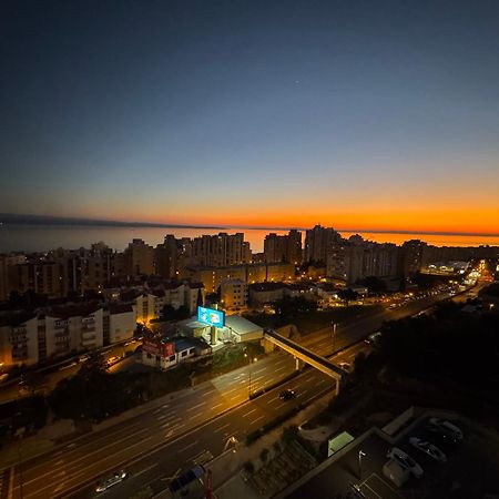 スプリトMagic View Luxury Penthouse With Jacuzzi And Sea Viewアパートメント エクステリア 写真